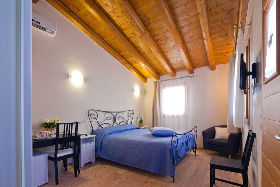 Bed and Breakfast Le Zitelle Di Ron Вальдобб'ядене Екстер'єр фото
